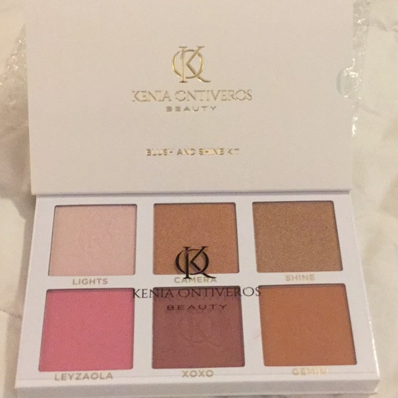 Kenia Ontiveros Beauty Blush and Shine Kit - Picture 2 of 12